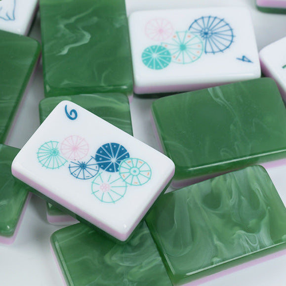 Green mother-of-pearl hand-painted American Mahjong – view 3