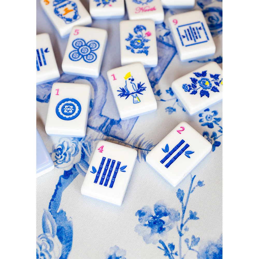 Periwinkle Chinoiserie Blue & White American Mahjong Set – view 3