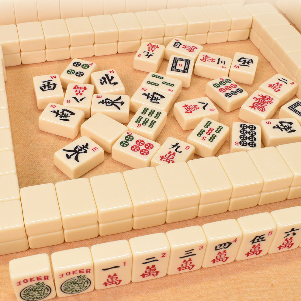 Classic Ivory White Traditional American Mahjong Set