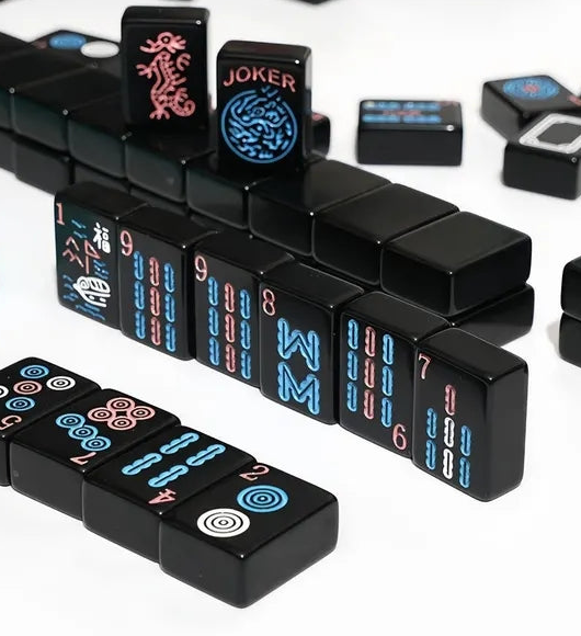 Black American Mahjong Set — close-up of tile faces and finish