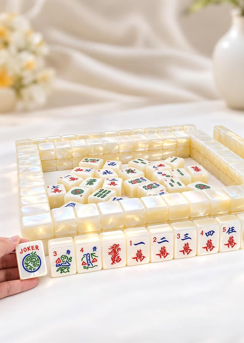 Large Pearl Acrylic American Mahjong Set – view 3