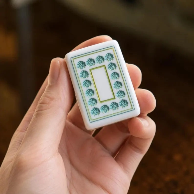 Pearlescent Blue Sea Glass Coastal American Mahjong Set – view 6