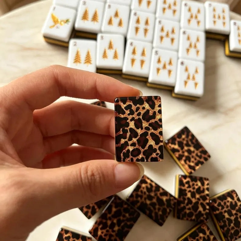 Luxury Leopard American Mahjong Set – view 2