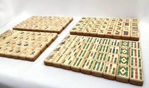 Antique Bamboo and Bone Mahjong set – view 2