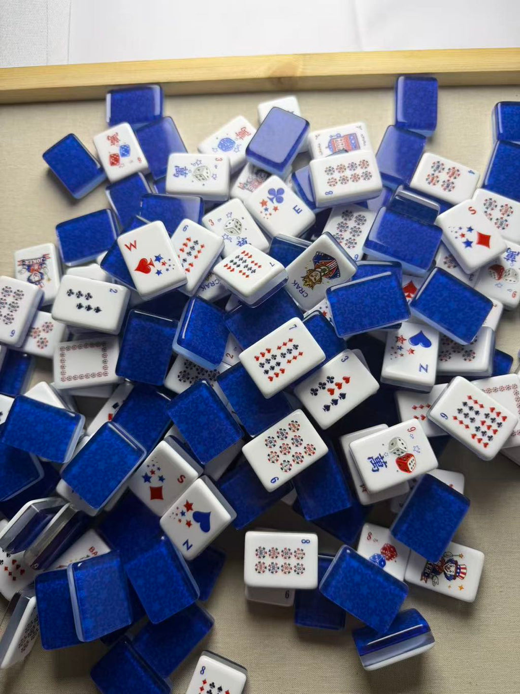 Las Vegas-themed American Mahjong