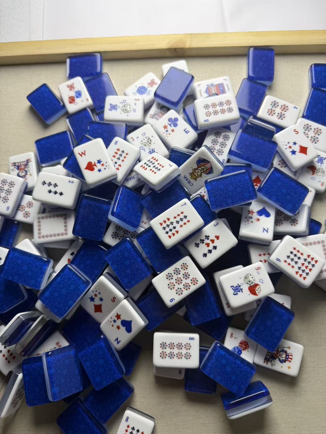 Las Vegas-themed American Mahjong