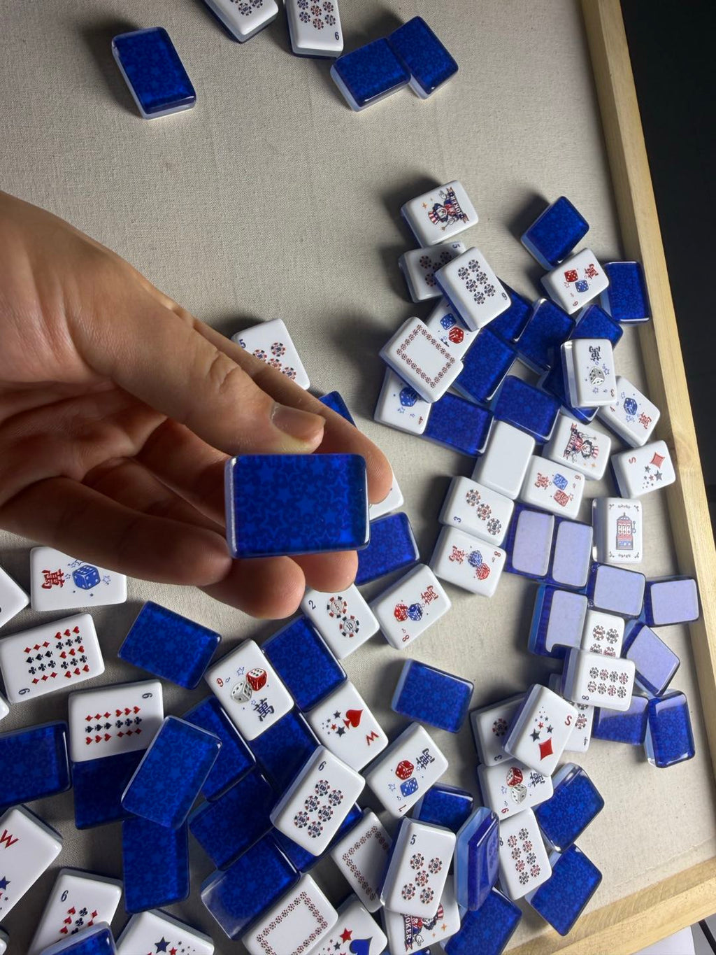 Las Vegas-themed American Mahjong